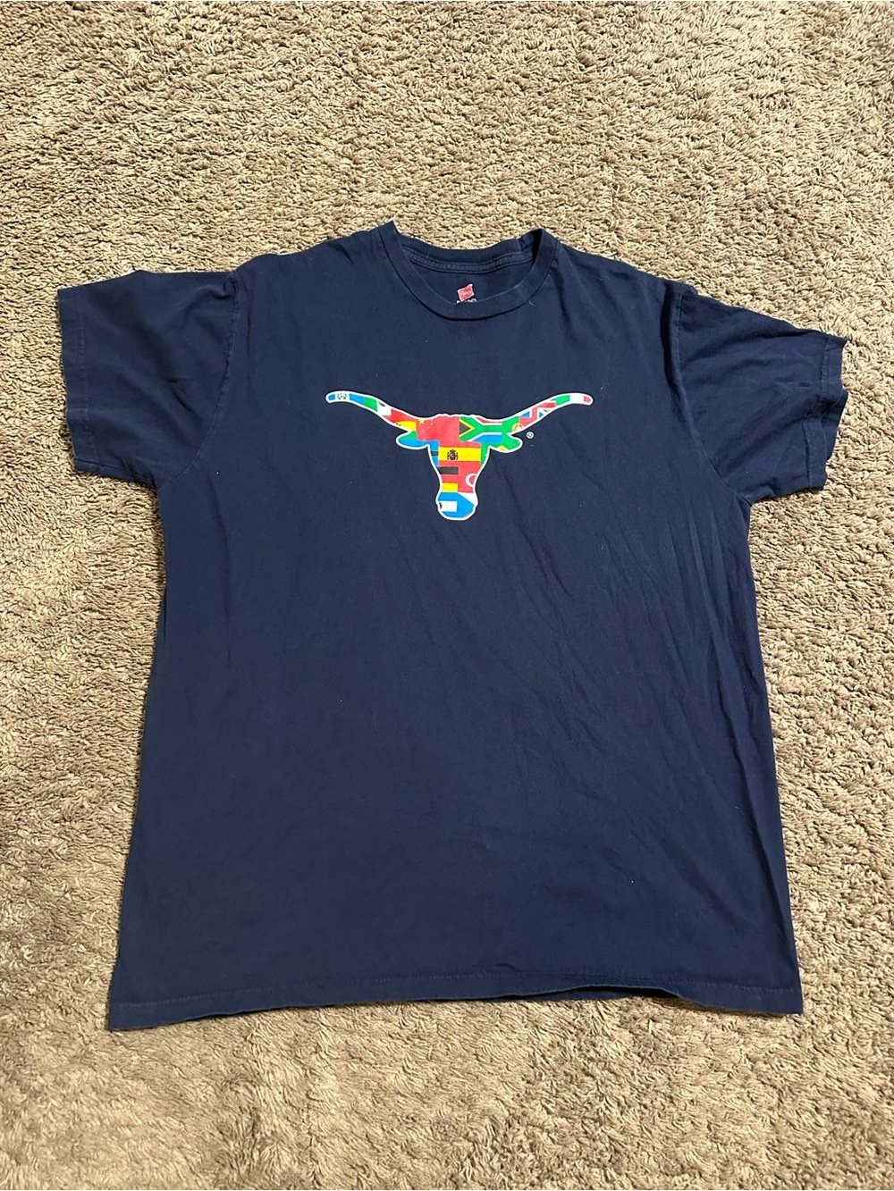 Vintage NCAA Texas Longhorns “take the world” shirt 00s size Xl